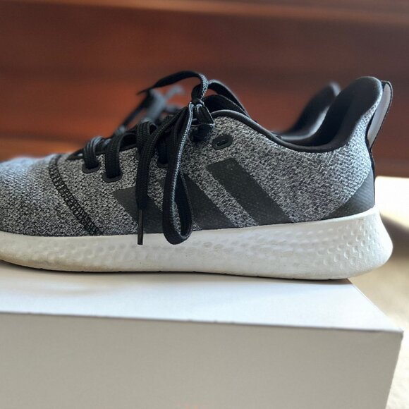 Adidas Cloudform Gray and Black Casual Running Shoe (size 10) - Picture 3 of 4